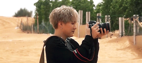 chimtae:his smile is contagious
