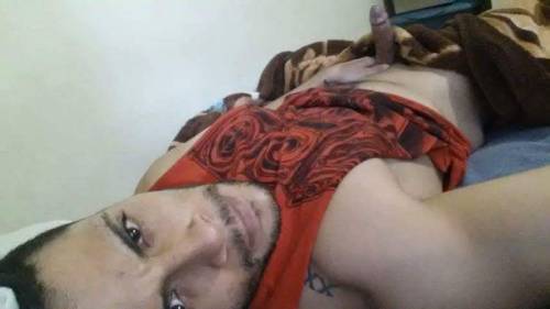 bandi2:  booh200:  Mmmm Rico   Que rico con la ganas q tengo de mamar bicho mmm