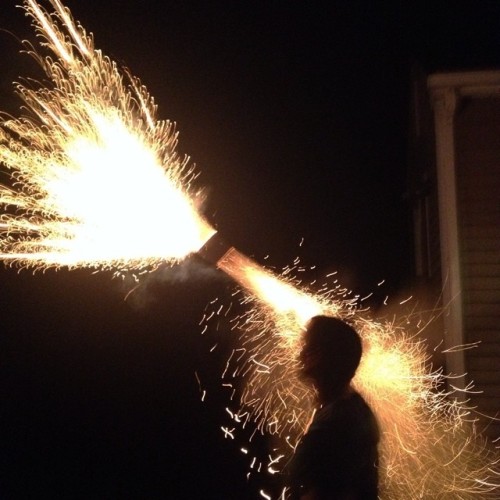 HAPPY 4th OF JULY : @allergytothesun for taking the best pic alive!! #4th #fireworks #foreworx #holy