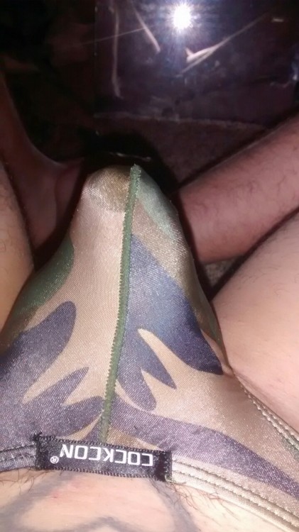New camo thongs