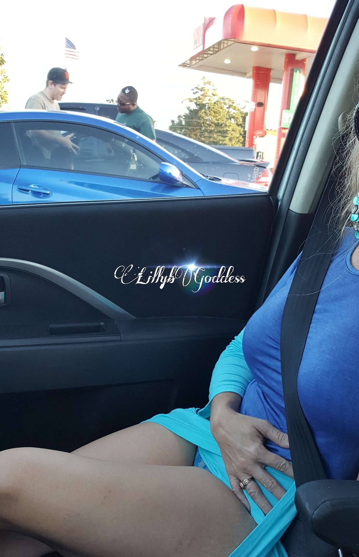 lillybgoddess:  SATURDAY WEEKEND REVIEW  Enjoy! 💋 ~LillybGoddessLike, Comment,