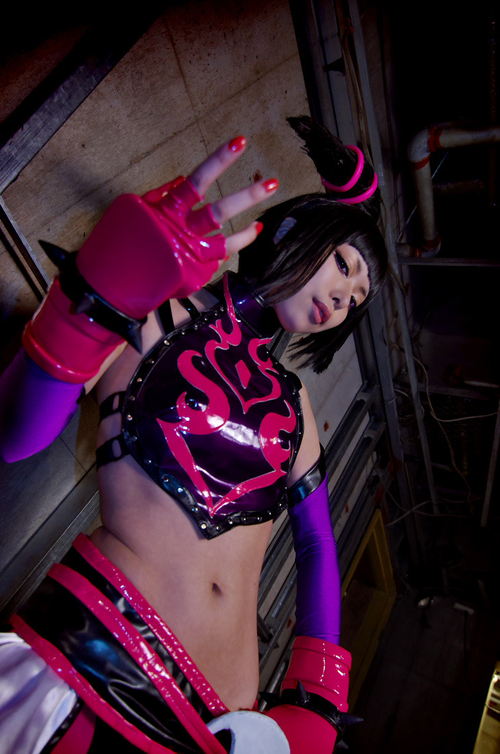cavalier-renegade:  ko-zii:  【2015/03/21  Planear 笹塚廃墟】-04- ストリートファイターIV