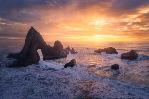 oneshotolive:  Poseidon’s Gate | Absolutely love this sea stack in Half Moon Bay, CA, USA [OC][1200x1800] 📷: StandardIssueTechBro 