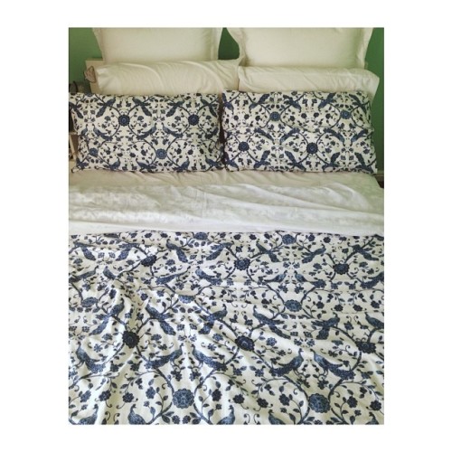 New Laura Ashley ‘peacock paisley’ bedsheets #thanksmummabear #souneven #ithurts
