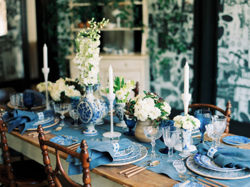 This is the most beautiful tablescape I may I have ever seen. Lover & Splendor Workshop part 1, 