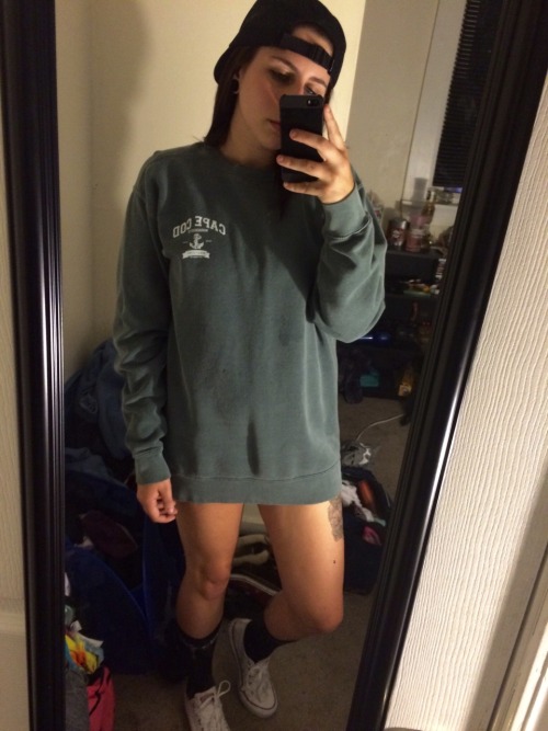 getdiiirt-y:  do I have pants on???