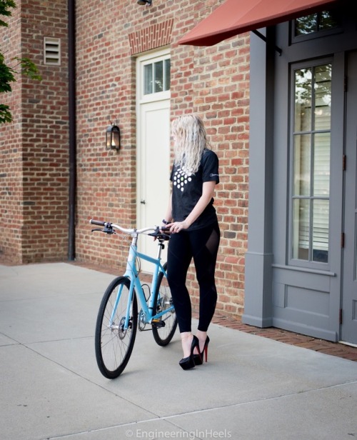 engineeringinheels: More biking in heels! Love to see heels on bicycle.