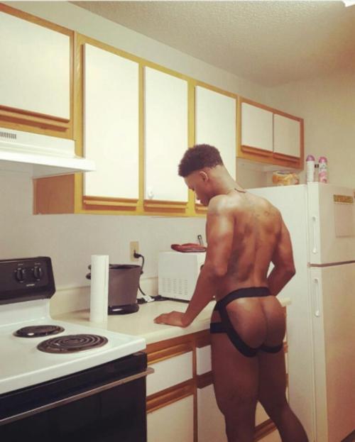 1rulenodrawz:  1997jaydee:  thagoodgood:   Who do you want butt ass naked in your kitchen????!!!!  1  2  3  4  5  6   7   8   1:8  2,7,8