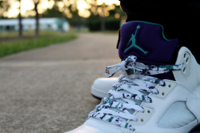 grape33
Photo: Lyam Chapman || Get the weekly Just Jordans Newsletter || Check out more Air Jordans || Get your Collection Featured || Find Jordan 5 Grapes on eBay