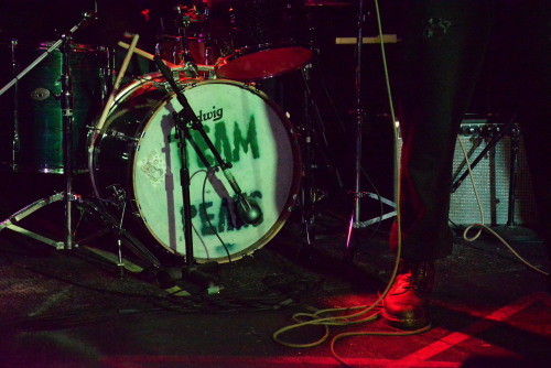 twin peaks // toronto 10/28/14 photos by sadie for A Music Blog Yea