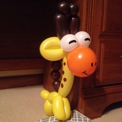 365days-of-balloons:  Day 56: Giraffe