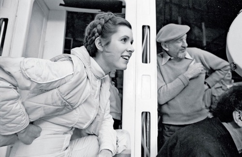 weirdlandtv:Carrie Fisher behind the scenes of THE EMPIRE STRIKES BACK (1980). She is so tiny…..￼