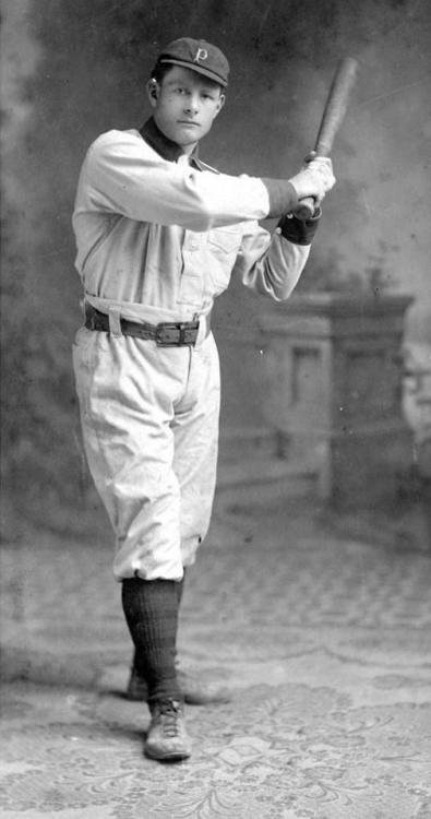 Ginger Beaumont in 1903 made history in being the first batter...