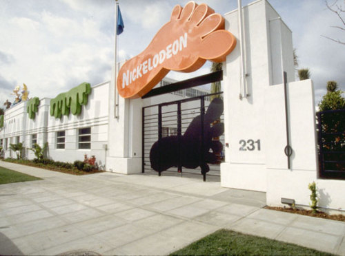 clarabellecow:julliet-loves-this-fucking-beat:Animation Studios (Cartoon Network, Nickelodeon, Disney, DreamWorks, Pixar, LAIKA & Studio Ghibli)I want to visit them, I want to work at them *————*    Wish I could be, Part of that World….