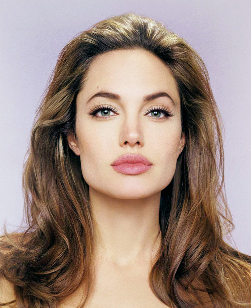 nuskei: multicolors:  My mom: I don’t think Angelina is that attractiveMe: *packs bags* farewell mot