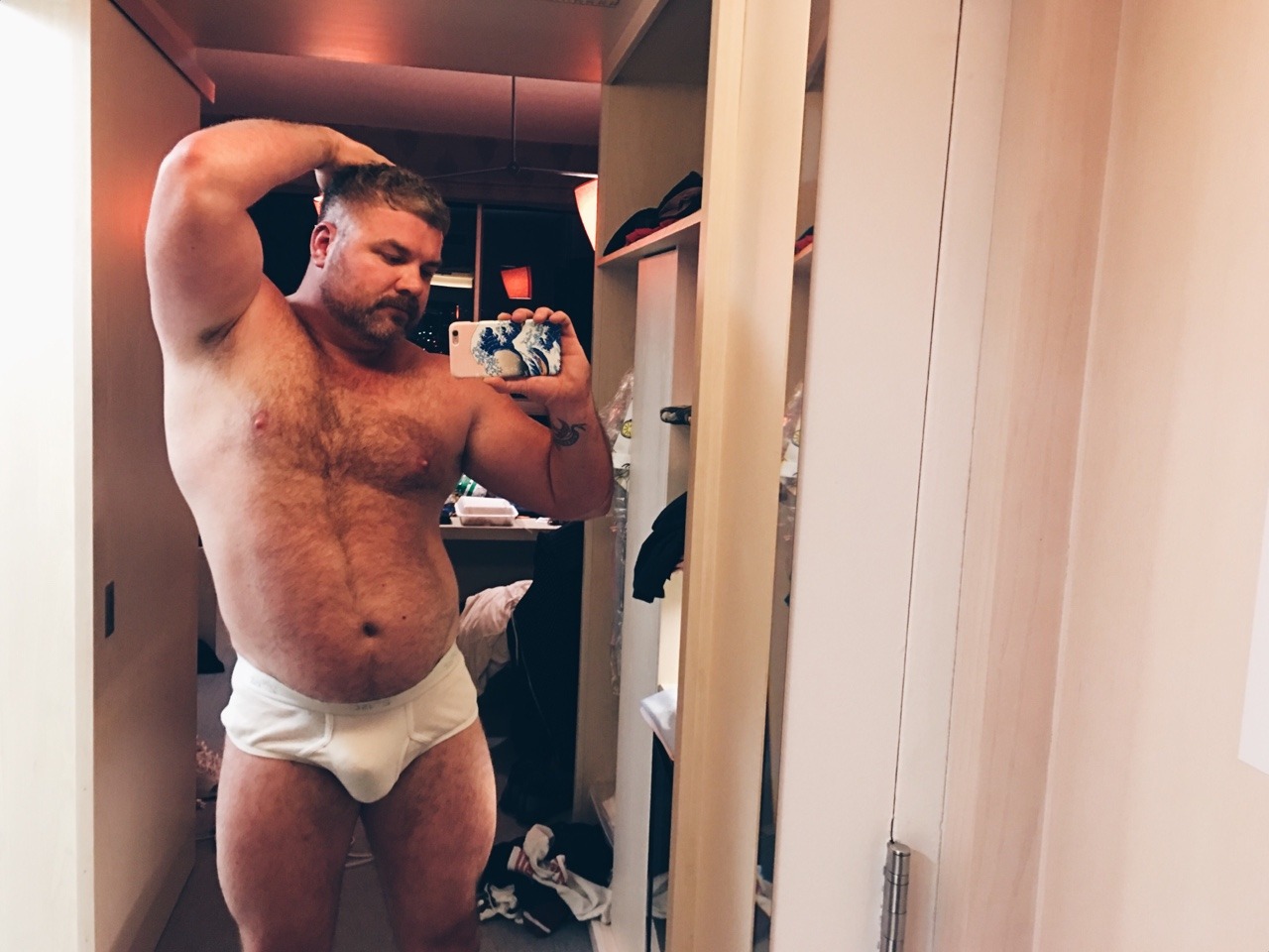 blibblobblib:  It’s a full frontal flex Friday 💪🏼 