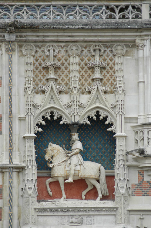 Château de Blois, Blois, detail of the entrance with the Equestrian Monument to Louis XII of France,