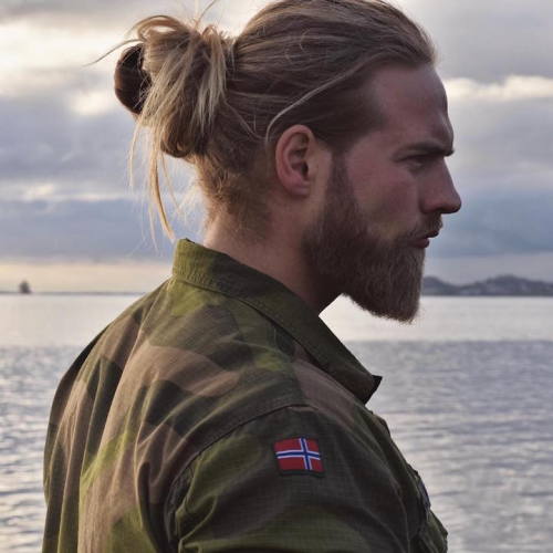 mymodernmet:  Norwegian Navy Officer and adult photos