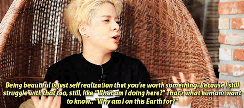 4smols:“Being beautiful is just self realization that you’re worth something.”