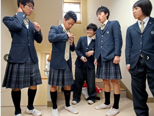 noragamis:Today a public high school in Japan’s Yamanishi prefecture had an event where male a