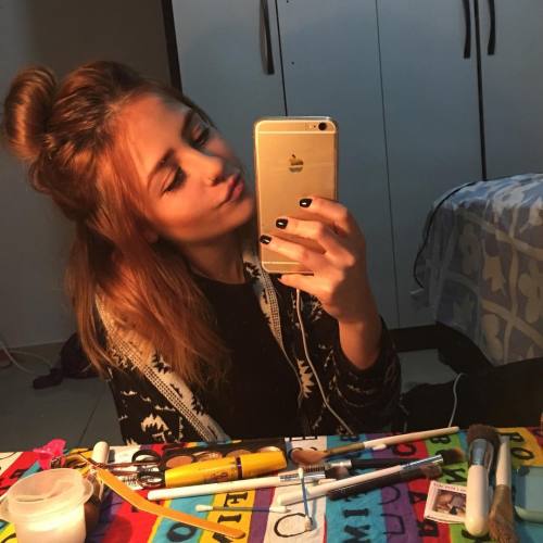 http://streetgrl.tumblr.com/post/155094200632