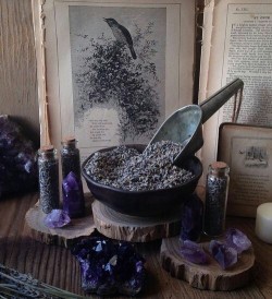 crystalcircle:  Hey guys, sorry I haven’t posted for a long time, I’ve been really busy 🤷🏻‍♀️ But now I’m back and I hope you’ll enjoy new magic inspirations 😊🧙‍♀️🧙‍♂️