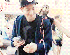   chanyeol got scared of the owl when it started moving on his shoulder and ran away