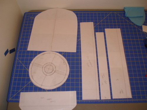 caffeinatedcrafting:Making of Diamond / Lucas’ BackpackAnything like this requires a heavy den