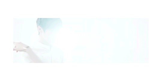  when luhan throws a leaf… 