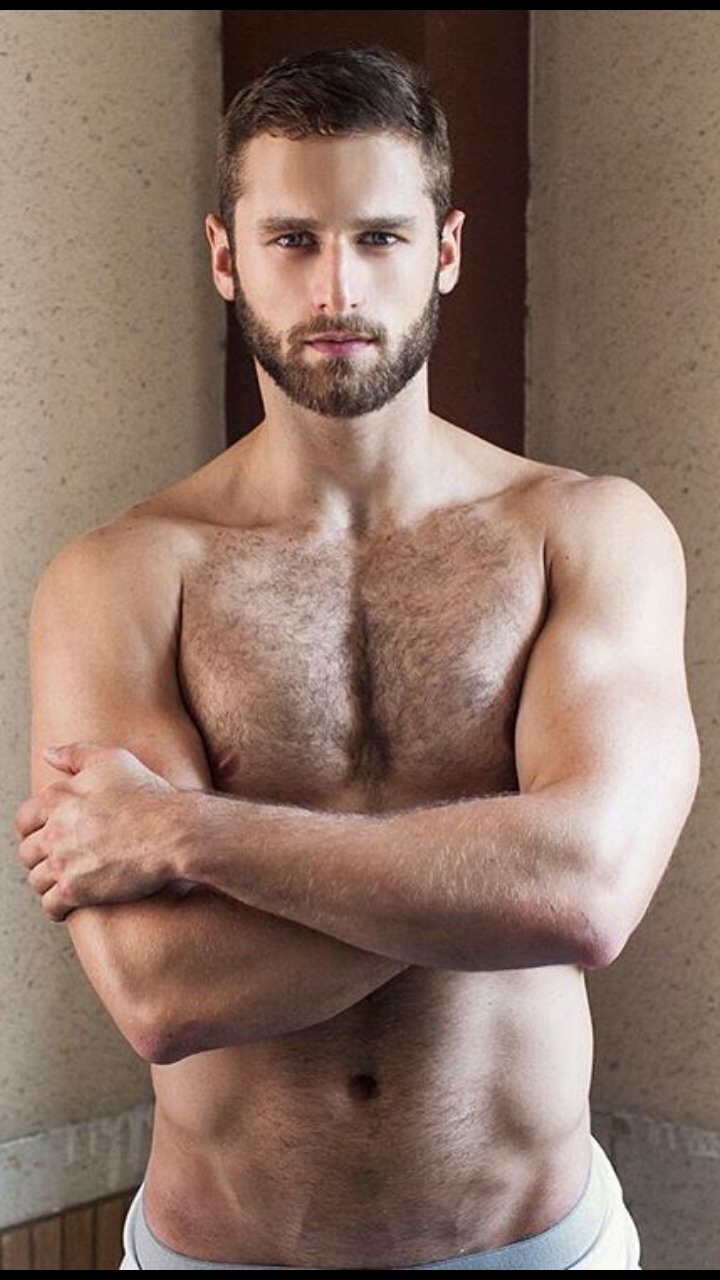 gentlemenallowed:    A tumblr for gentlemen who appreciate other gentlemen. 18/21+