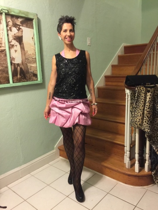 pink tight fitting prom dresses