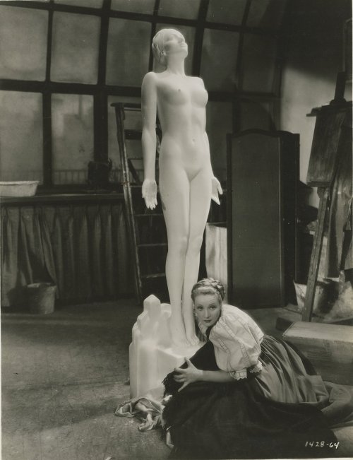 Marlene Dietrich Nudes & Noises  