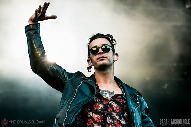 pleasedontbenaked:  + 