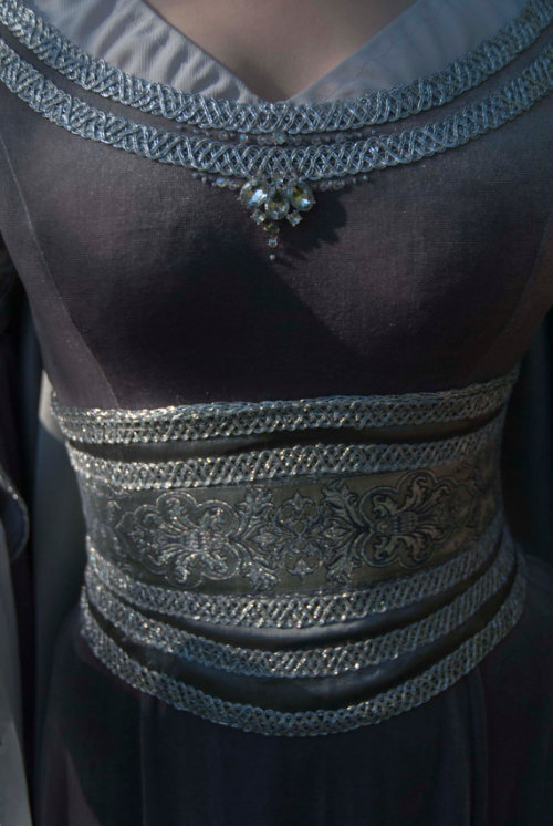 elvenforestworld: Silver gray elven dress 