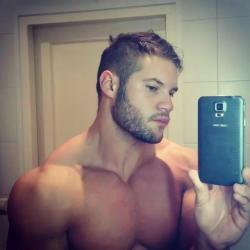 hotmuscleboys:  brodays:  Hot Self Pic Studs!