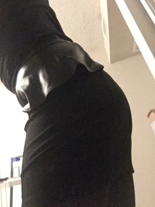 Usually I prefer something more cute or casual (occasionally sexy) but I really enjoyed how a slight