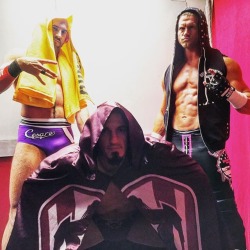 unstablexbalor:  wwe: #Neville, @wwecesaro,