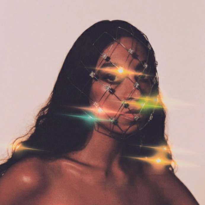 juicyicon:solange knowles with her natural brilliance