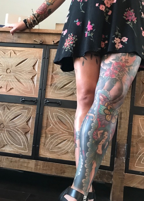 Tattooed Legs@carriecapri