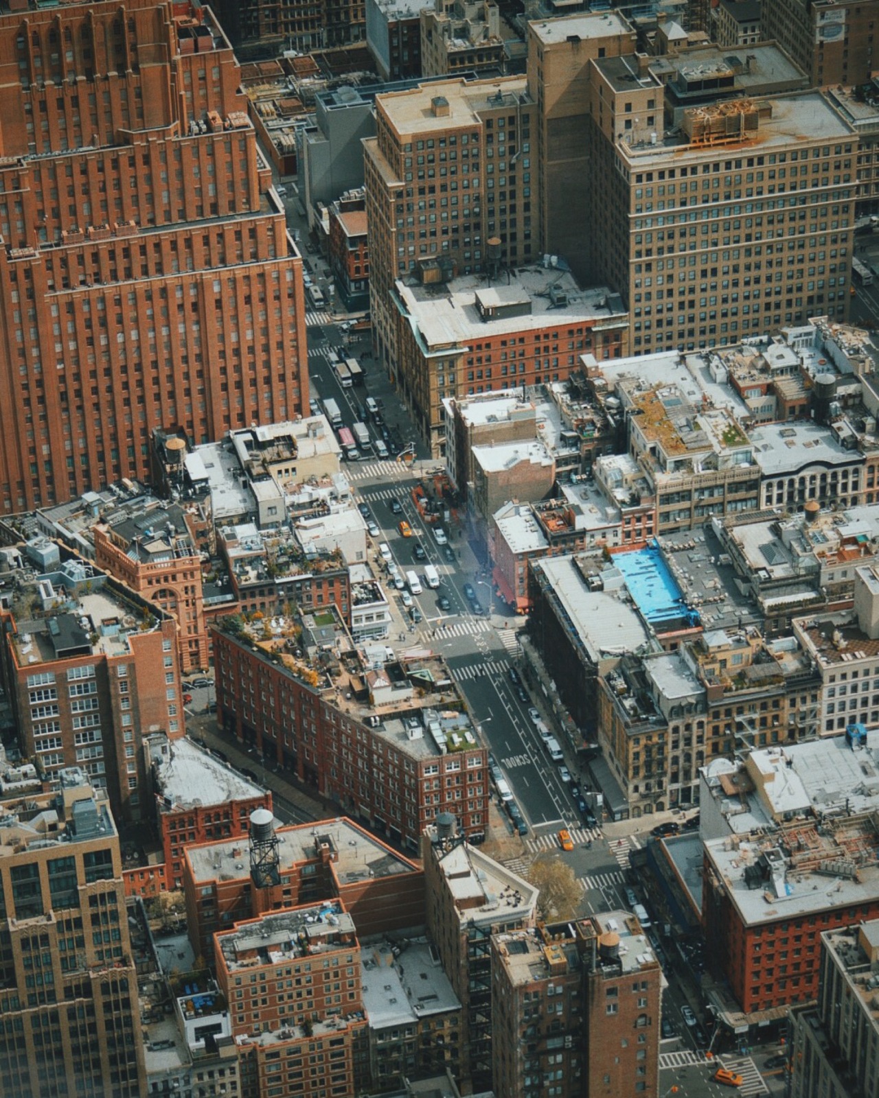 wollingreed:  New York has been a blast!  (NYC, Spring 2016)  follow me on IG: @_2marz