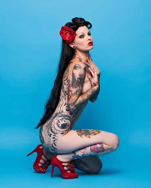 #Tattoo #TattooGirls #TattooLife #LaPrimeraLives ( Twitter: @razorpunker )…