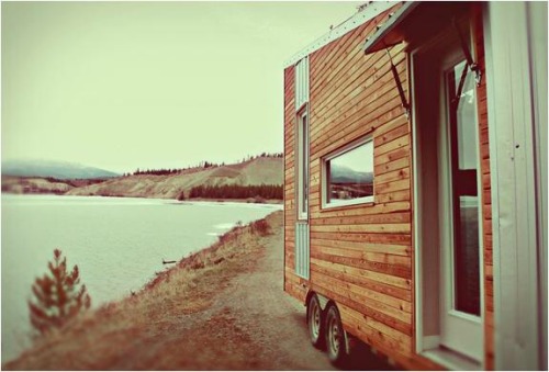 goodwoodwould - Good wood - the ‘Leaf House’, little log cabin...