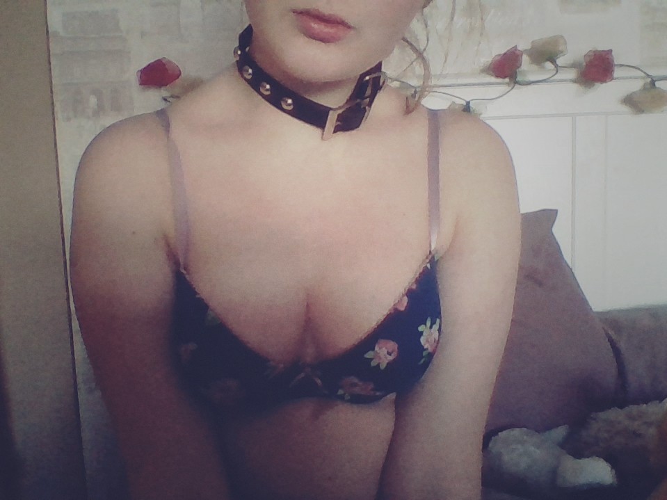kitten-kittylove:  can i be your slutty//adorable kitten?  Nice