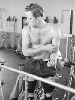 thelittlefreakazoidthatcould:  Marlon Brando photographed by Edward Clark on the set of The Men, 1949. 