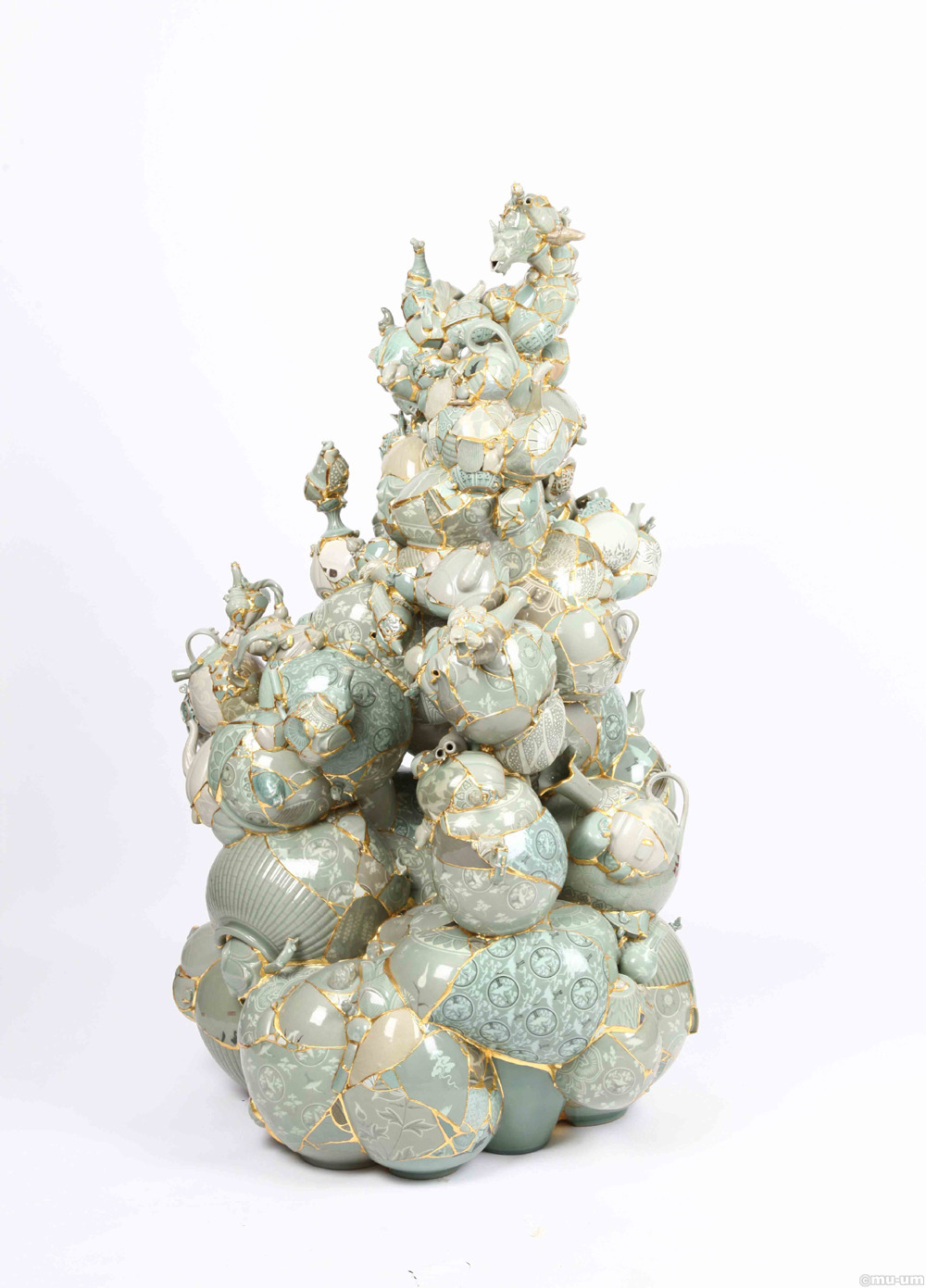 myampgoesto11:  Yee Sookyung: Translated Vases  reconstructed ceramic fragments 