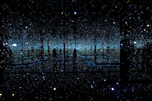 terryonok:   Yayoi Kusama, Infinity Mirrored Room - Filled with the Brilliance of Life (2011) “Eccentric Japanese artist Yayoi Kusama’s intriguing art installation at the David Zwirner gallery in New York tussles with a tough concept that most of