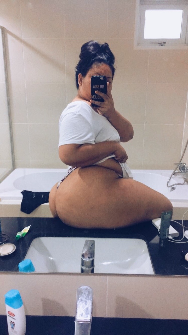 partyinjulespants:  🍑👅
