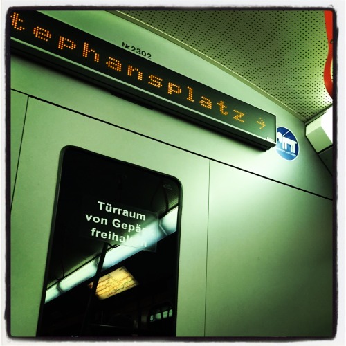 lettersfromtitan:My adventures on the U-bahn tonight were awful as U1 wasn’t running from the statio