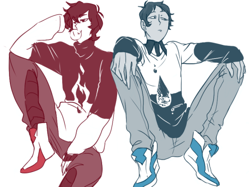 cosumosu:sketched boyfriend sweaters a few days ago and…I’m almost considering having t