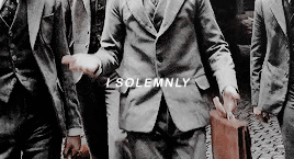 hermiome:This was in contrast the only Wizarding photograph on the walls which was a picture of fo hermiome:This was in contrast the only Wizarding photograph on the walls which was a picture of fo